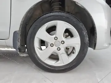 2014 Nissan R30 с пробегом 74 000 км