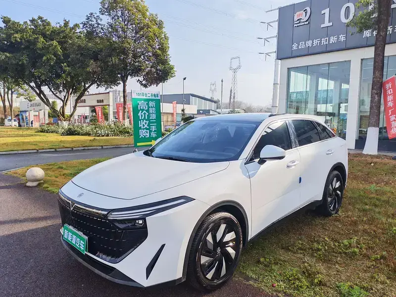 2023 Nissan DaV DD-i с пробегом 19 000 км