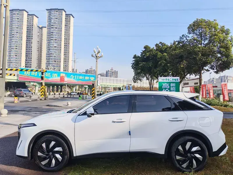 2023 Nissan DaV DD-i с пробегом 19 000 км