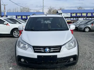 2013 Nissan R50X с пробегом 108 000 км