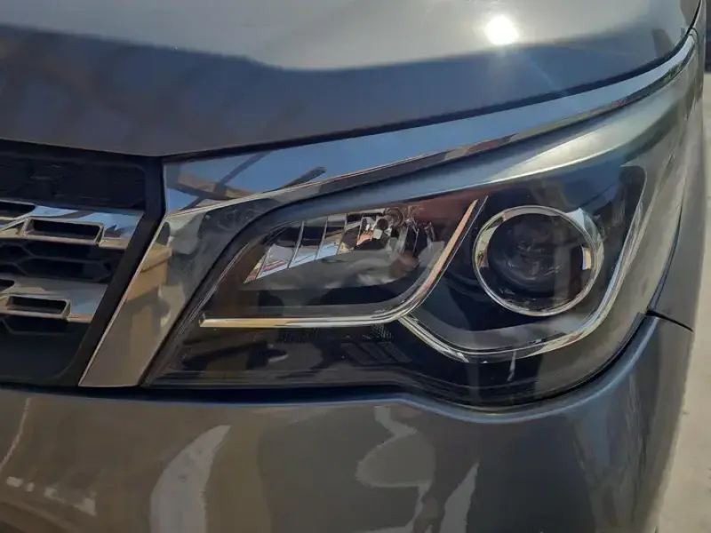 2017 Nissan M50V с пробегом 113 000 км