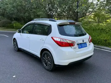 2014 Nissan R50 с пробегом 90 000 км