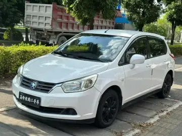 Nissan R50