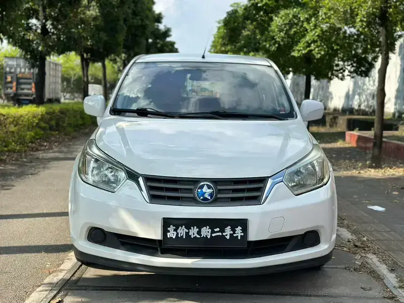 2013 Nissan R50 с пробегом 150 000 км