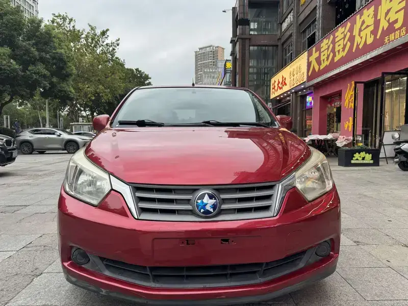 2015 Nissan R50 с пробегом 73 000 км