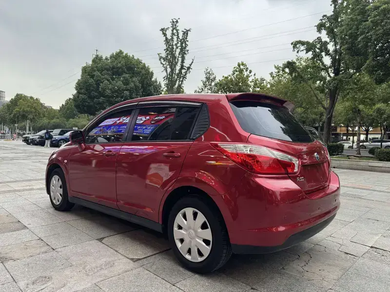 2015 Nissan R50 с пробегом 73 000 км