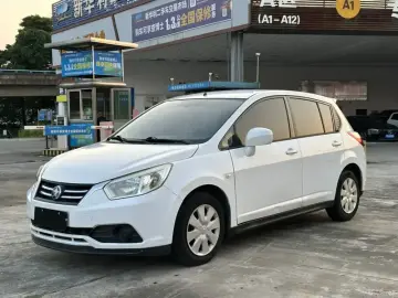 2015 Nissan R50 с пробегом 80 000 км