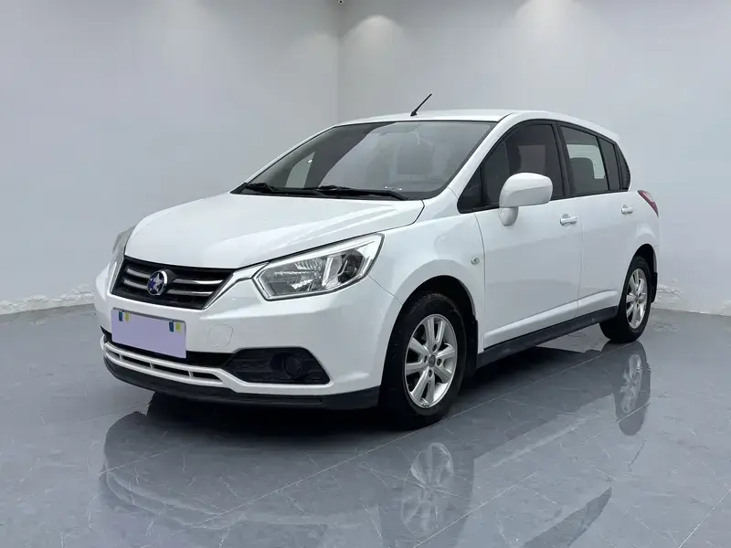 2013 Nissan R50 с пробегом 81 000 км