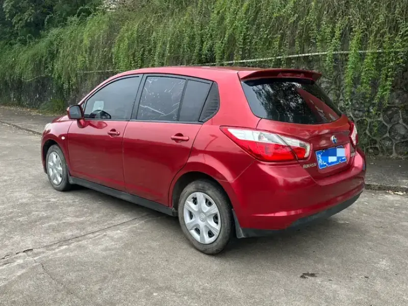 2016 Nissan R50 с пробегом 126 000 км