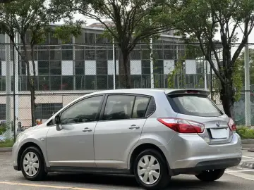 2015 Nissan R50 с пробегом 130 000 км