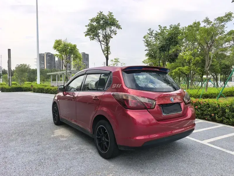 2016 Nissan R50 с пробегом 140 000 км
