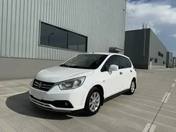 Nissan R50
