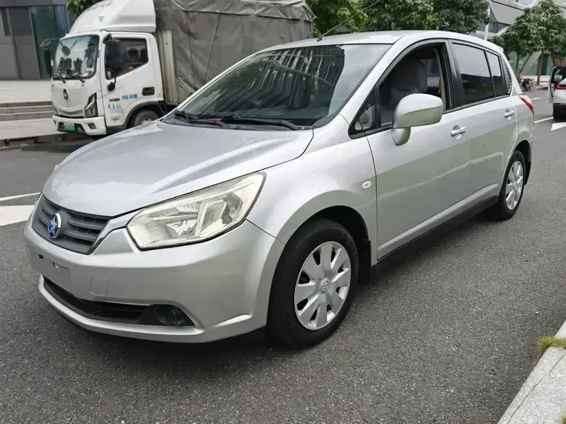 2013 Nissan R50 с пробегом 161 000 км