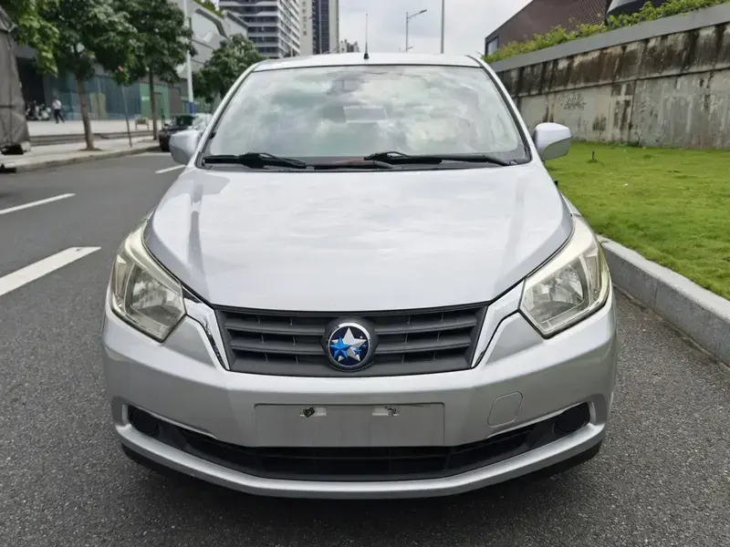 2013 Nissan R50 с пробегом 161 000 км
