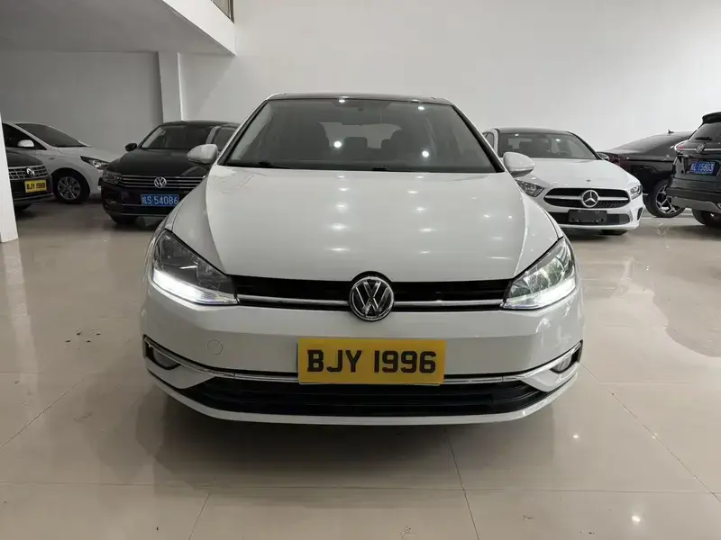 2019 Volkswagen Golf Electric с пробегом 69 000 км