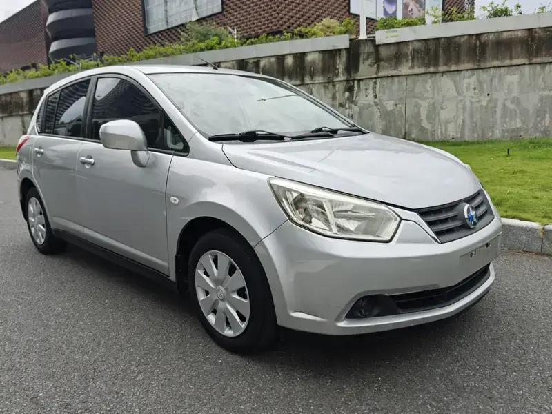 2013 Nissan R50 с пробегом 161 000 км