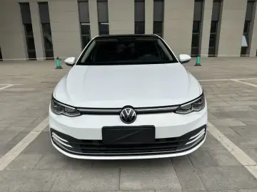 2021 Volkswagen Golf Electric с пробегом 75 000 км