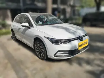 2023 Volkswagen Golf Electric с пробегом 40 300 км