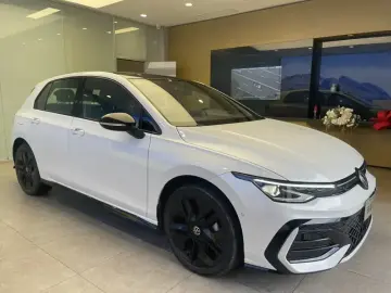 2025 Volkswagen Golf Electric с пробегом 17 000 км