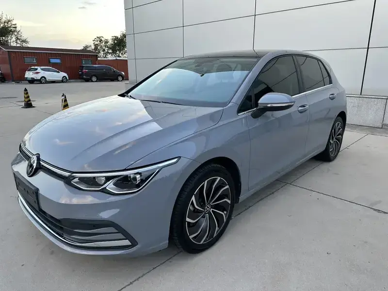 2023 Volkswagen Golf Electric с пробегом 1 400 км