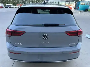 2023 Volkswagen Golf Electric с пробегом 1 400 км