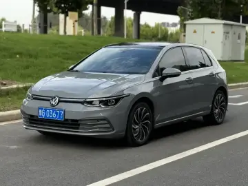 Volkswagen Golf Electric