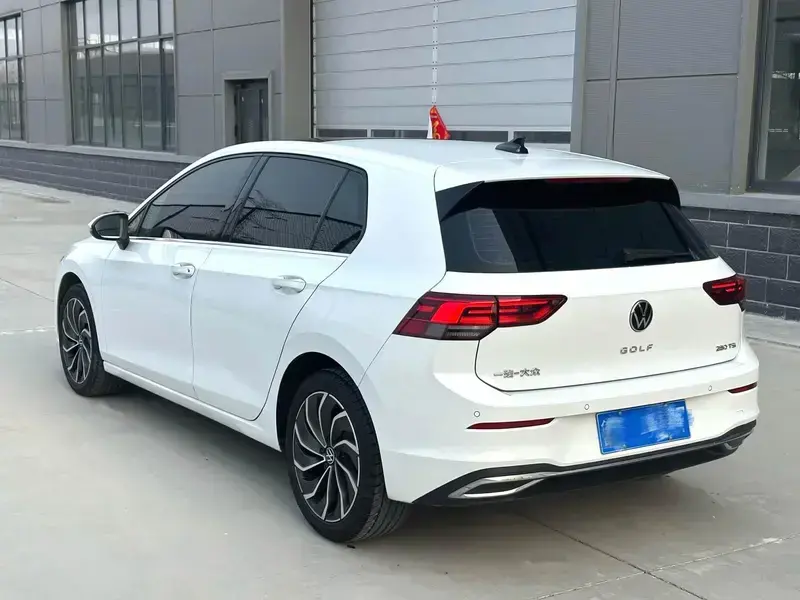 2021 Volkswagen Golf Electric с пробегом 50 000 км