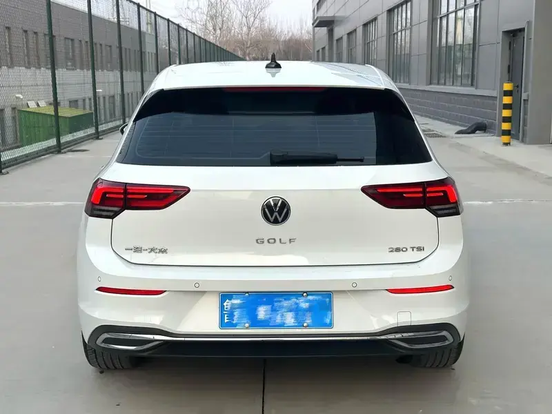 2021 Volkswagen Golf Electric с пробегом 50 000 км