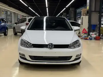2016 Volkswagen Golf Electric с пробегом 50 000 км