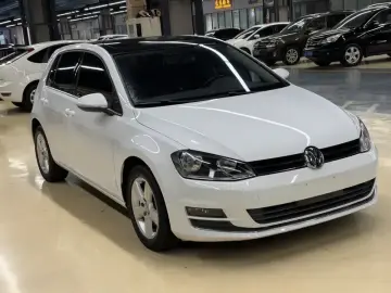 2016 Volkswagen Golf Electric с пробегом 50 000 км