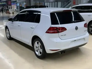 2016 Volkswagen Golf Electric с пробегом 50 000 км