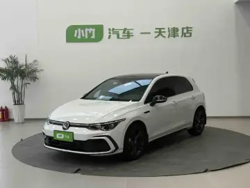 Volkswagen Golf Electric