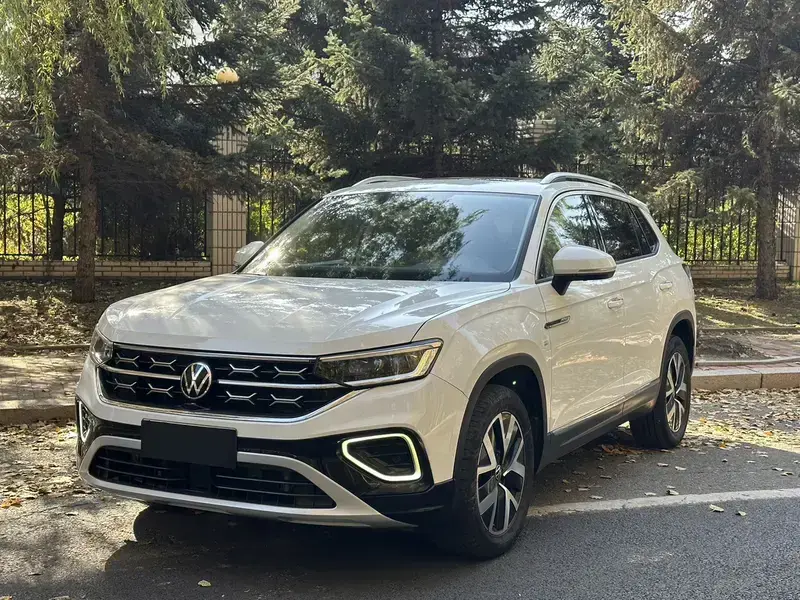 2023 Volkswagen Tanyue L PHEV с пробегом 32 000 км