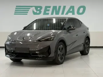 Volkswagen Unique 06