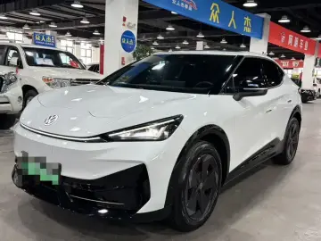 Volkswagen Unique 06