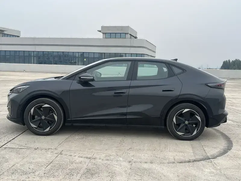 2024 Volkswagen Unique 06 с пробегом 42 000 км