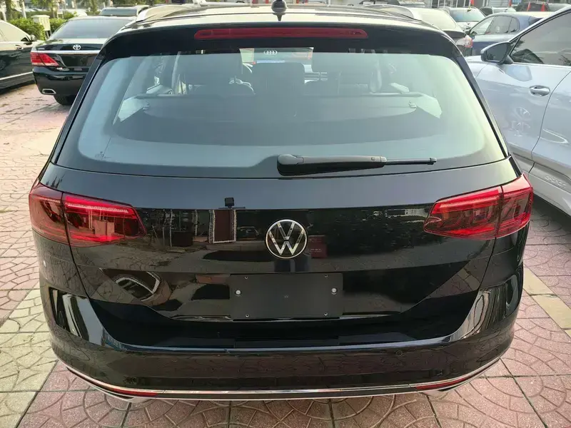 2021 Volkswagen Variant New Energy с пробегом 11 000 км