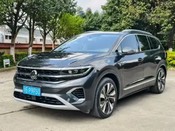 2023 Volkswagen Yuzhong 08 с пробегом 50 000 км