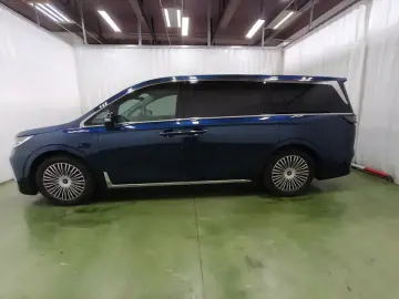 2025 Voyah Dreamer с пробегом 30 000 км