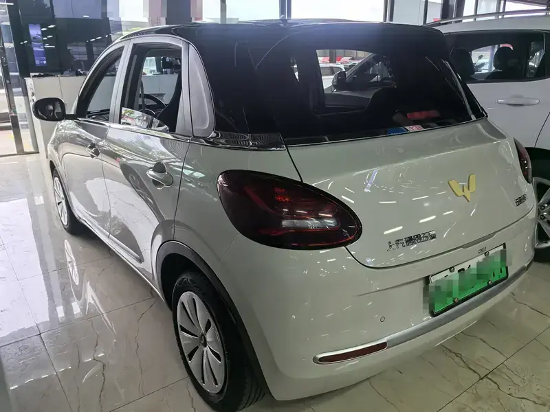 2023 Wuling Wuling Bingo с пробегом 60 000 км