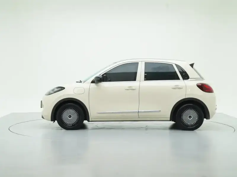 2025 Wuling Wuling Bingo с пробегом 11 900 км