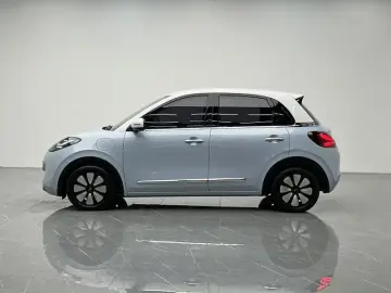 2023 Wuling Wuling Bingo с пробегом 43 500 км