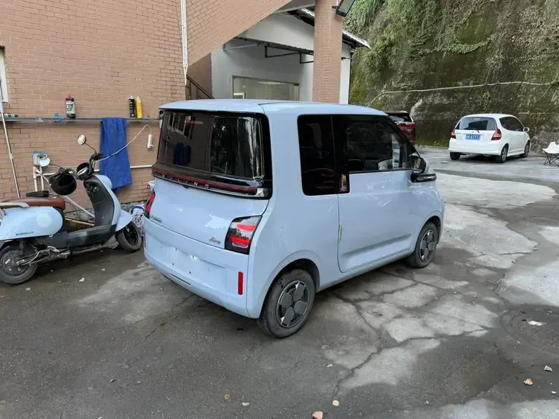 2022 Wuling Wuling Air ev с пробегом 25 000 км