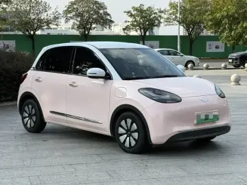 2023 Wuling Wuling Bingo с пробегом 40 400 км