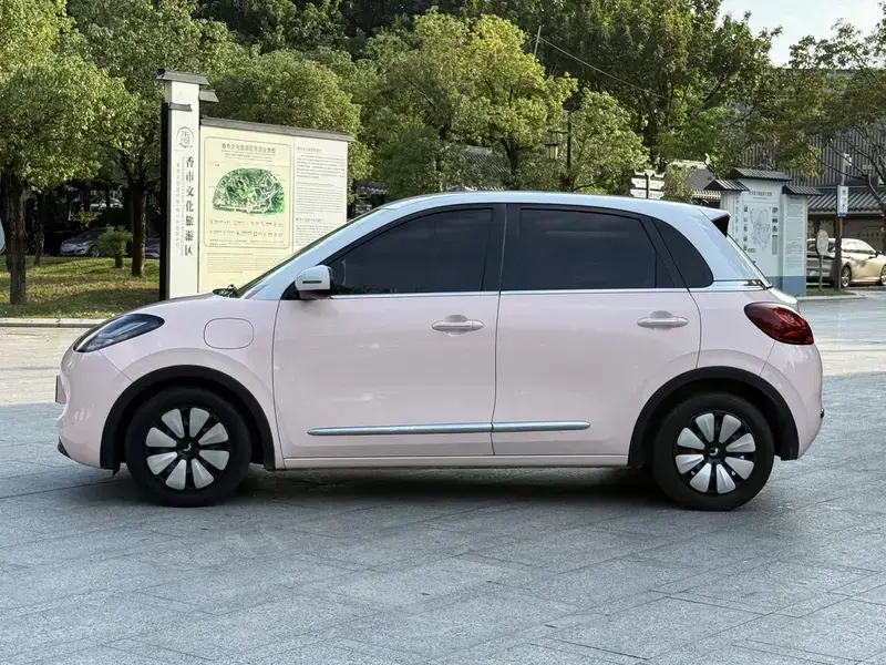 2023 Wuling Wuling Bingo с пробегом 40 400 км
