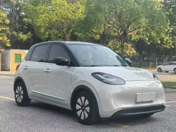 2023 Wuling Wuling Bingo с пробегом 40 000 км
