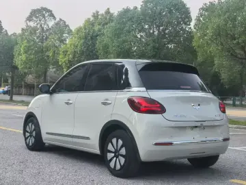 2023 Wuling Wuling Bingo с пробегом 40 000 км