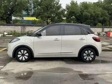 2023 Wuling Wuling Bingo с пробегом 40 700 км