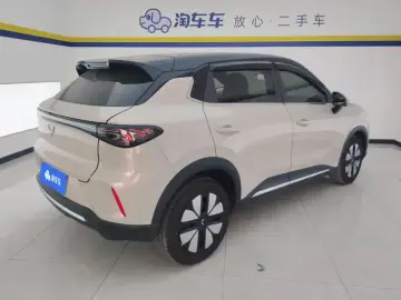 2025 Wuling Wuling Bingo S с пробегом 10 000 км