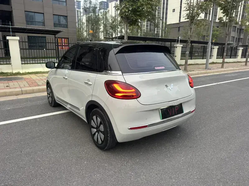 2023 Wuling Wuling Bingo с пробегом 50 000 км